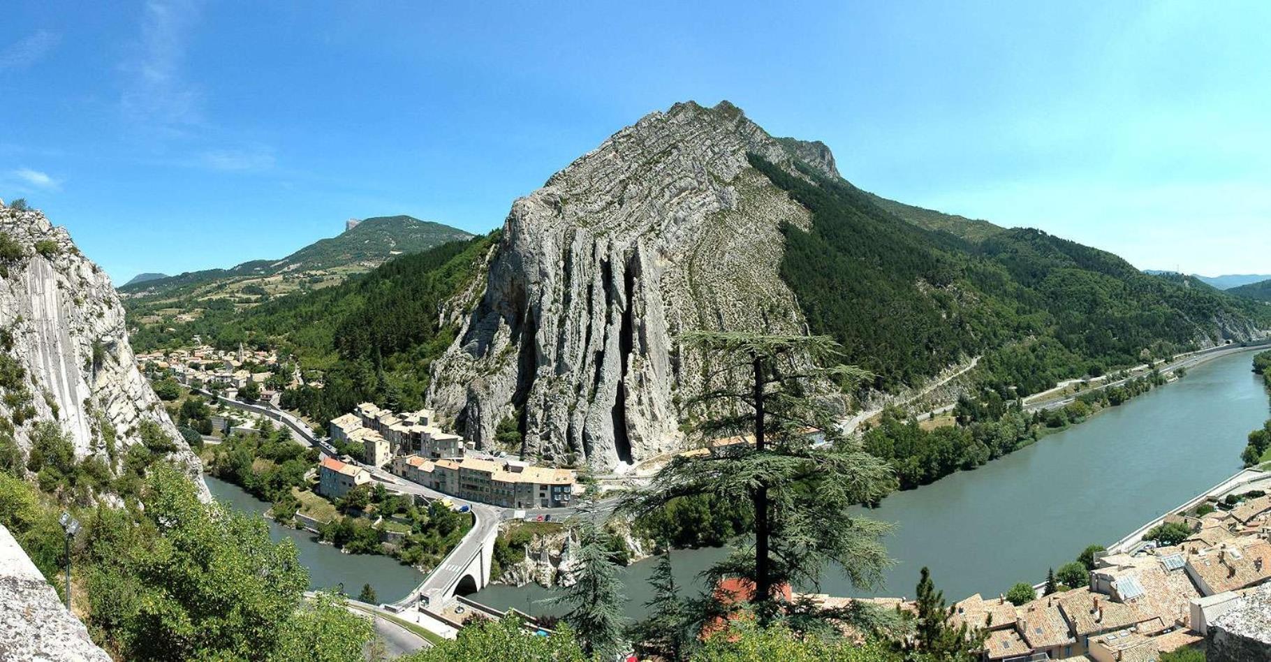 Appartement Entre Sisteron Et Gorges De La Meouge " Les Hauts De Toscane " Ribiers 외부 사진